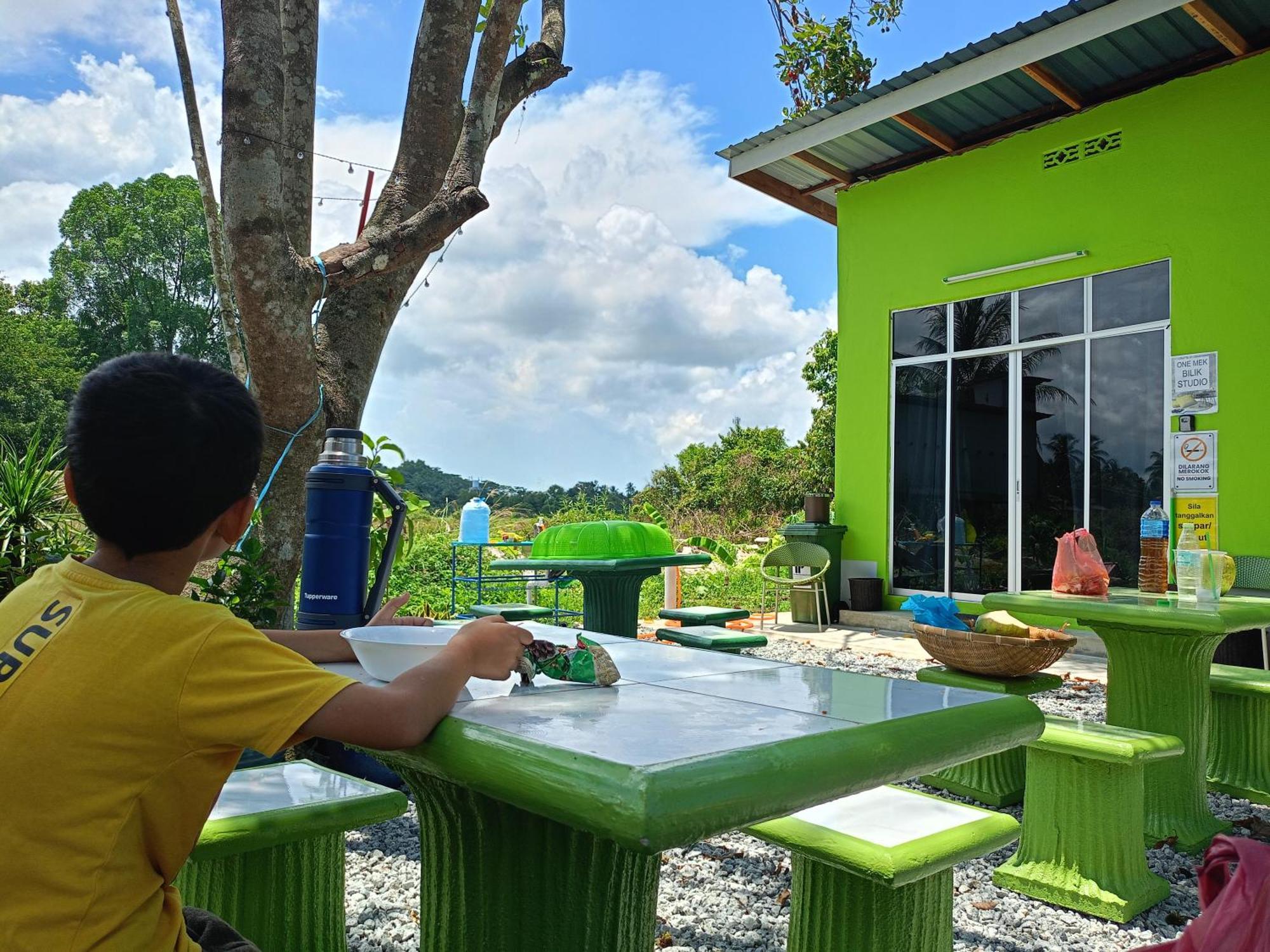 One Mek Studio Bachok Bagian luar foto