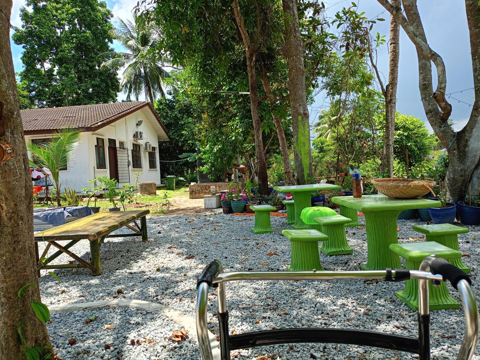 One Mek Studio Bachok Bagian luar foto